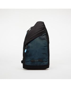 Calvin Klein Tasche Mesh Sling Bag - Blau
