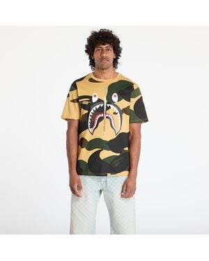A Bathing Ape T-Shirt Giant 1St Camo Shark Tee - Yellow