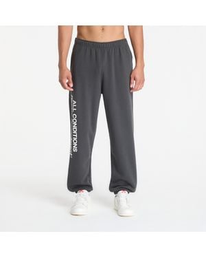 Nike Pantaloni Da Ginnastica Acg Tuff Fleece Dri-Fit Pants Dk Smoke - Grigio