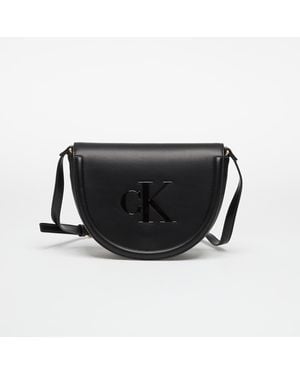 Calvin Klein Bold Saddle Crossbody - Schwarz