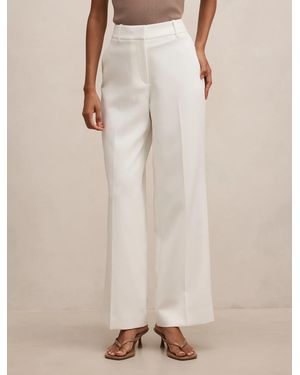 Forever New Ada Petite Straight Leg Pant - Natural