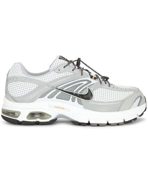 Nike Air Max Moto 2K Sneaker - White