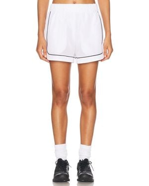Alo Yoga Motivate Track Short - White