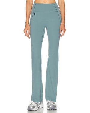 On Shoes Studio Flared 32 Pant - Blue