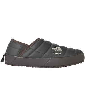 The North Face X Skims Thermoball Traction V Mule - Black