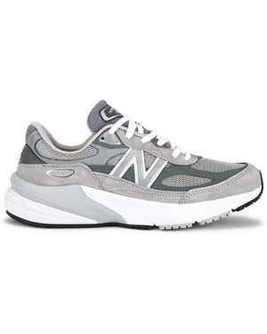 New Balance 990 Sneaker - White