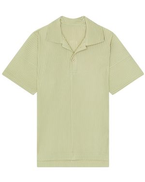 Tシャツ・カットソー HOMME PLISSE' ISSEY MIYAKE 'MC March' T-shirt Green Homme Plisse Issey Miyake Green Pleated T-Shirt Homme Plisse