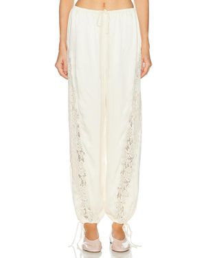 L'academie 'Academie Belarus Pant - White