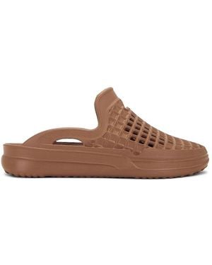 Lusso Cloud Scenario Slide - Brown