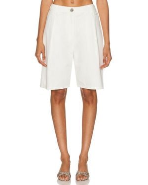 Matthew Bruch Low Rise Pleated Bermuda Short - White