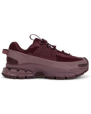 Nike Zoom Vomero Roam Sneaker - Purple