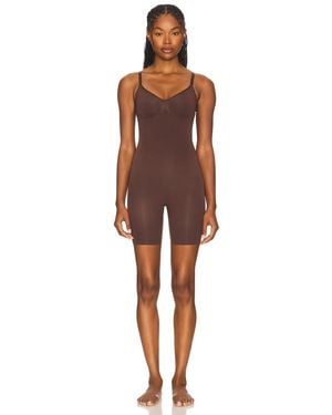 Skims Seamless Sculpt Mid Thigh Bodysuit - Red
