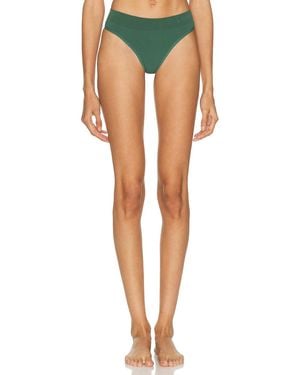 LDMA Low Hide Seamless Thong - Black