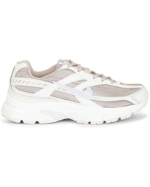 Nike Initiator Sneaker - White