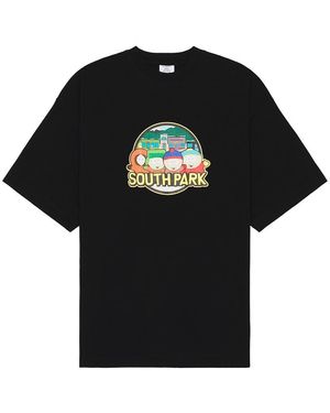 国内発送☆VETEMENTS☆SOUTHPARK OVERSIZED T-SHIRT/BL VETEMENTS ヴェトモン SS25 SOUTHPARK OVERSIZED T-SHIRT / BLK