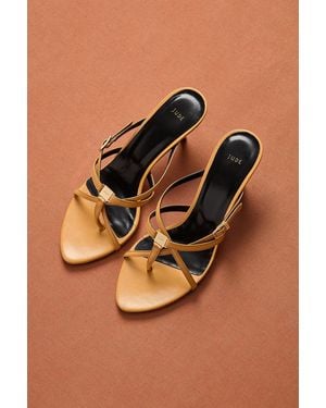 Jude For Fwrd Cross Sandal - Brown
