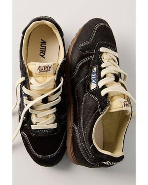 Autry Windspin Low Top Pony Hair Sneakers - Black