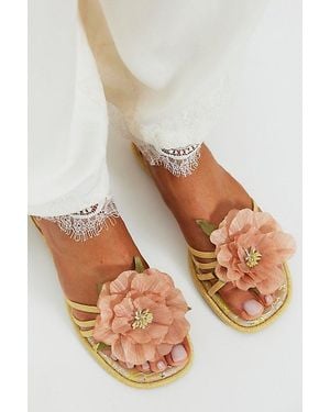 Circus by Sam Edelman Olana Flower Strappy Sandals By - Natural