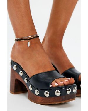 Vicenza Cascais Platform Clogs By - Black