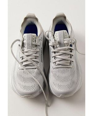 Brooks Adrenaline Gts 25 Sneakers - Gray