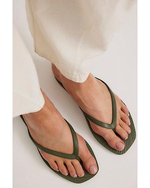 Sleeper Tapered Flip Flops - Natural