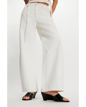 Vicenza Java Wedges By - White