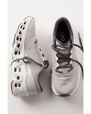 On Shoes Cloudmster 3 Trainers - Grey