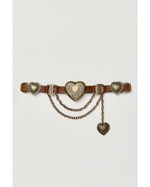 Streets Ahead Queen Of Hearts Belt By - Metallic