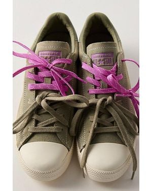 Converse Chuck Taylor Lo Pro Sneakers - Pink