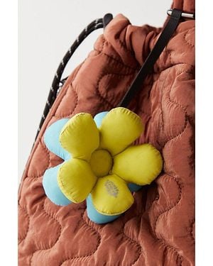 Fp Movement Petal Talk Keyring - Yellow