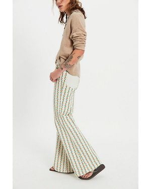 Wrangler 70S Printed Flare Jeans - White