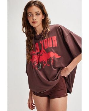 Daydreamer Hold Your Horses Tee By - Red