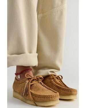 Clarks Embossed Wallabees - Natural