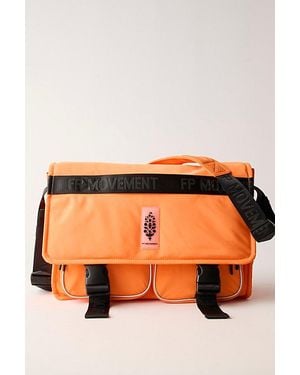 Fp Movement In Motion Messenger Bag - Orange