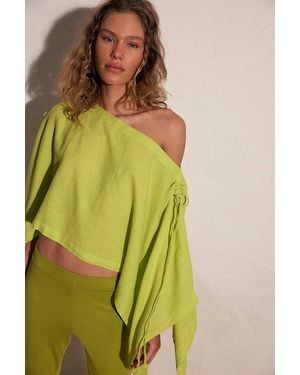 free-est Coralyn Convertible Linen Cape Top By - Yellow