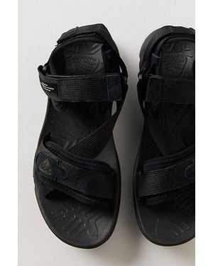Flower Mountain Taurus Trek Sandals - Black