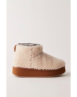 EMU Emu Teddy Stinger Micro Platform Boots - Natural