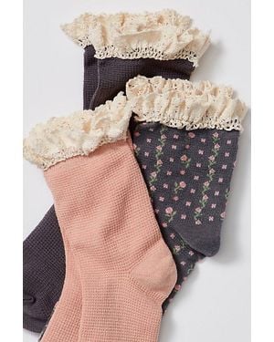 Free People Ruffle Sock Pack - White