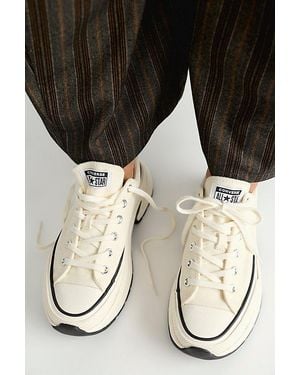 Converse Run Star Crush Sneakers - Black