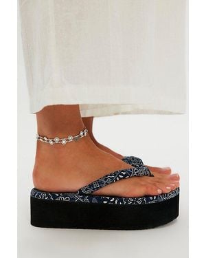 BC Footwear by Seychelles Lizzie Platform Flip Flops By - Black