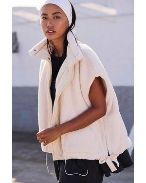 Fp Movement Scout It Out Fleece Vest - Natural