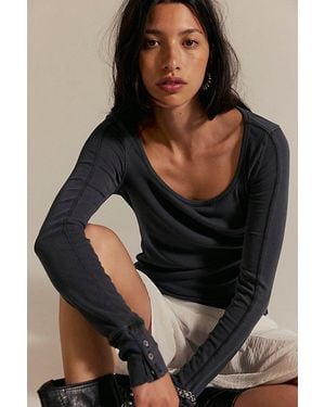 Free People Phoebe Scoop-Neck Tee - Black
