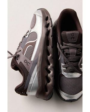 On Shoes Cloudtilt Arc Sneakers - Black