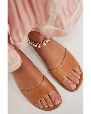Vicenza Summer Staple Sandals - Pink