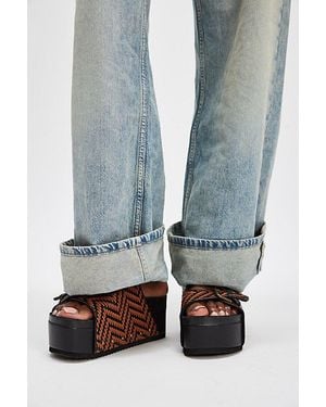 INTENTIONALLY ______ Rule Breaker Flatform Sandals - Blue