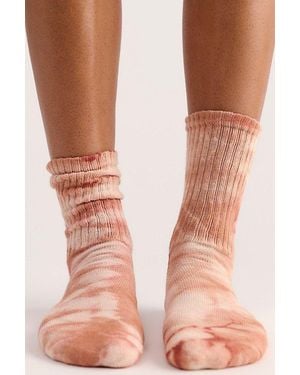 American Trench Natural Tie-Dyed Socks By - Pink