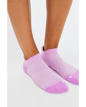 Feetures Plantar Fasciitis Relief Socks - Pink