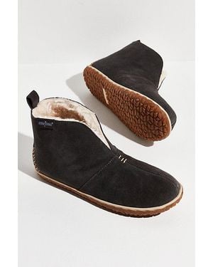 Minnetonka Tucson Slippers At Free People In Charcoal, Size: Us 6 - Multicolour