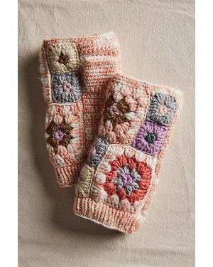 French Knot Tiny Crochet Mittens - Brown