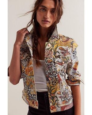 Wrangler X Lainey Wilson Life Of Lainey Trucker Jacket - Brown